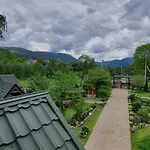 карпатське щастя Lodge *
