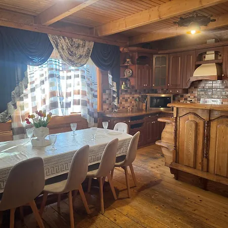 山林小屋 карпатське щастя